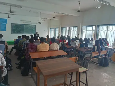 2 Credit Course Git and GitHub (17 December 2023) - Training Trains, Erode, 17 December 2023 (5 of 9)