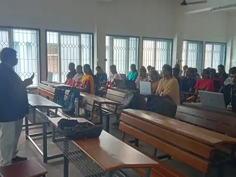 2 Credit Course Git and GitHub (17 December 2023) - Training Trains, Erode, 17 December 2023 (3 of 9)