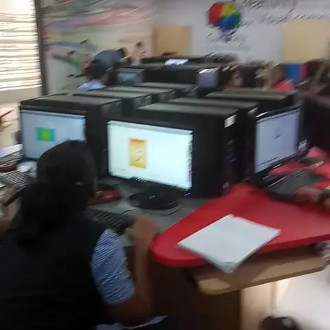Android Workshop School training - Training Trains, Erode - video