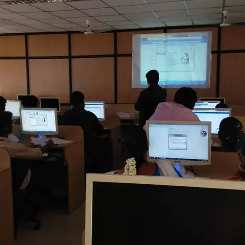 Grid and Cloud computing Workshop Training Completed .. - Training Trains, Erode, 4 October 2018 (5 of 10)