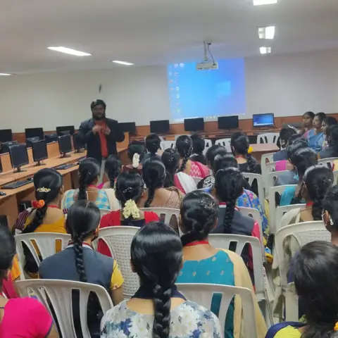 In-plant Training/Internship Training (6 September 2022) - Training Trains, Erode, 6 September 2022 (2 of 8)