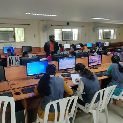 In-plant Training/Internship Training (6 September 2022) - Training Trains, Erode, 6 September 2022 (4 of 8)