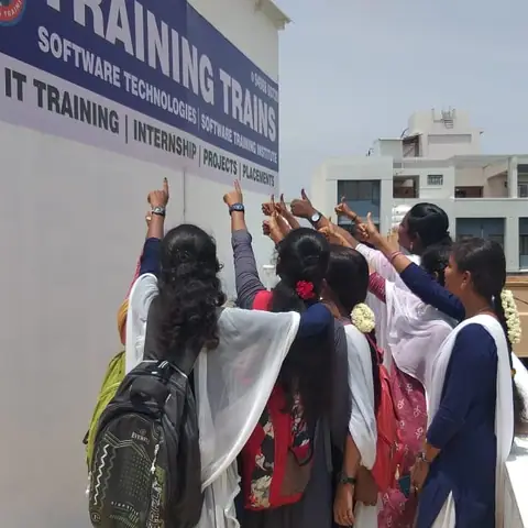 Internship in Erode Training Trains Internship College - Training Trains, Erode