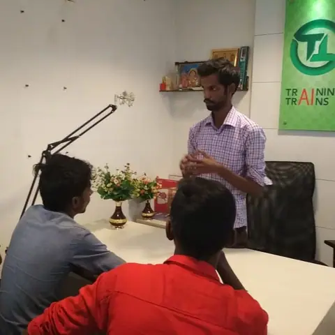 Internship registration opening....... (12 December 2018) - Training Trains, Erode, 12 December 2018 (2 of 10)
