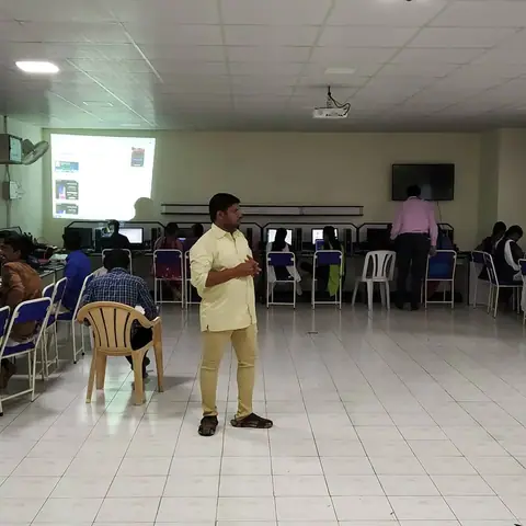 K.Boopathikumar (Full stack developer/data science) - Training Trains, Erode, 4 February 2020 (4 of 6)