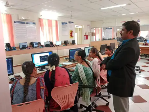 MoU with Nandha college of technology - Training Trains, Erode, 3 April 2024 (9 of 9)