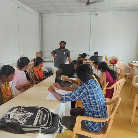 ONLINE /OFFLINE IN-PLANT/INTERNSHIP (23 June 2023) - Training Trains, Erode, 23 June 2023 (3 of 3)