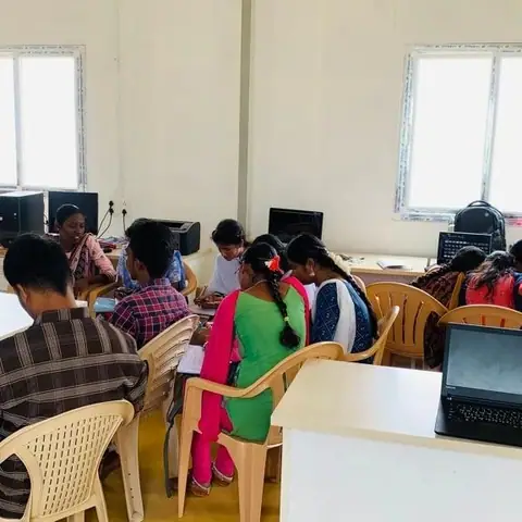 ONLINE /OFFLINE IN-PLANT/INTERNSHIP (23 June 2023) - Training Trains, Erode, 21 June 2023 (7 of 8)