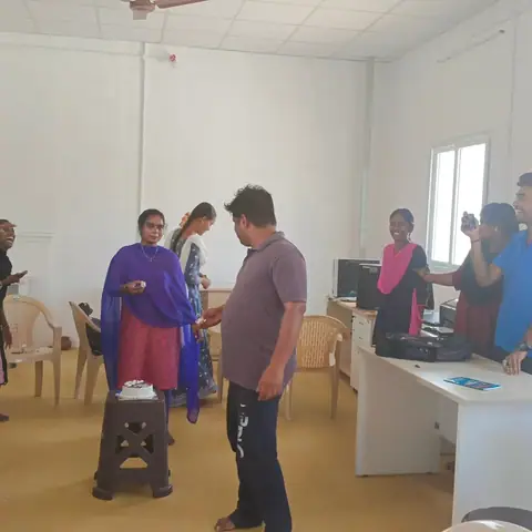 ONLINE /OFFLINE IN-PLANT/INTERNSHIP (11 May 2023) - Training Trains, Erode (1 of 8)