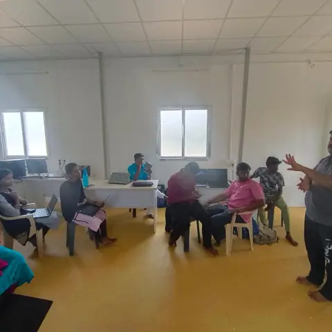 ONLINE /OFFLINE IN-PLANT/INTERNSHIP (11 May 2023) - Training Trains, Erode, 8 April 2023 (7 of 8)
