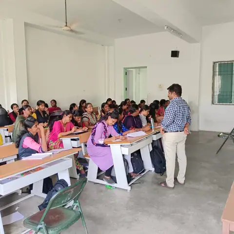 ONLINE /OFFLINE IN-PLANT/INTERNSHIP (11 May 2023) - Training Trains, Erode, 8 April 2023 (5 of 9)