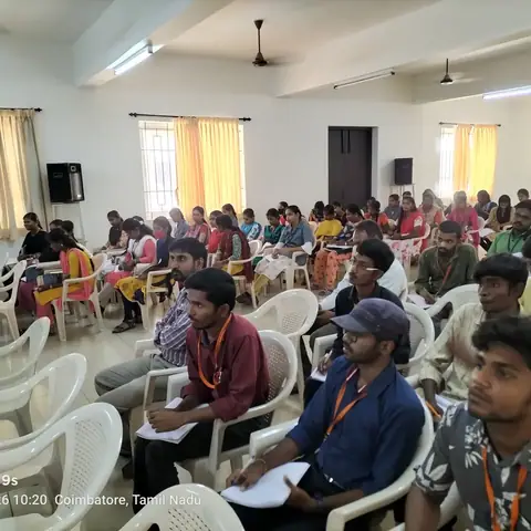 PIE tech Digital marketing training - Training Trains, Erode, 27 March 2022 (4 of 10)