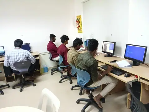 Recently, I had the privilege of conducting a hands-on - Training Trains, Erode, 13 September 2024 (2 of 7)