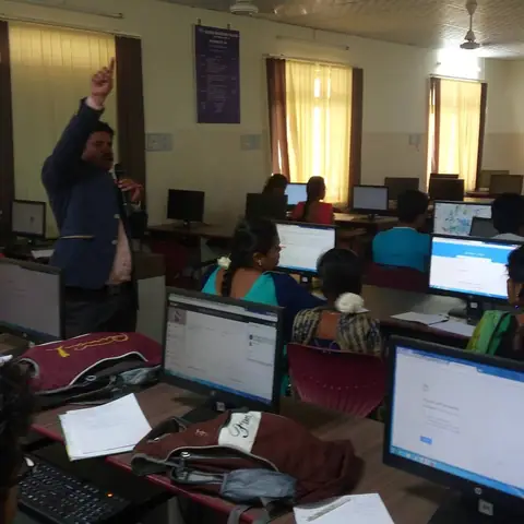 Training Trains, Erode - Instagram post, 3 October 2018 (1 of 10)