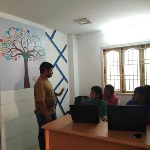 Training Trains, Erode - Instagram post, 12 December 2018 (1 of 6)