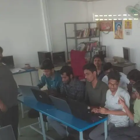 அன்பு பொங்க, ஆசைகள் பொங்க, இன்பம் பொங்க, இனிமை பொங்க - Training Trains, Erode, 13 January 2023 (6 of 8)