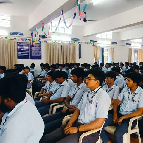 We are keenly interested in establishing a Memorandum - Training Trains, Erode, 22 March 2025 (7 of 9)