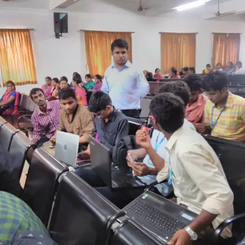 Welcome to Boopathi (21 July 2018) - Training Trains, Erode, 21 July 2018 (2 of 10)