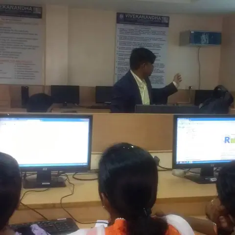 Welcome to Boopathi (21 July 2018) - Training Trains, Erode, 21 July 2018 (7 of 10)