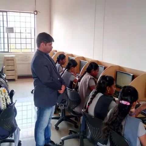 Welcome to Boopathi (21 July 2018) - Training Trains, Erode, 21 July 2018 (5 of 8)