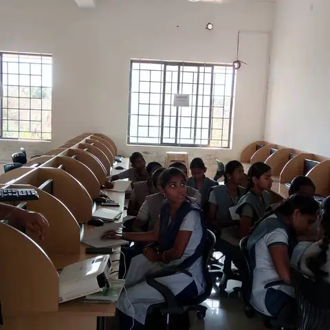 Welcome to Boopathi (21 July 2018) - Training Trains, Erode, 21 July 2018 (7 of 8)